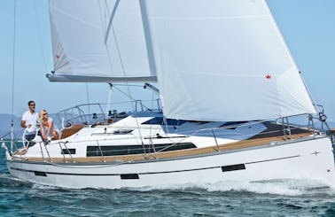 Bavaria 37 Sailing Charter in Puerto Calero