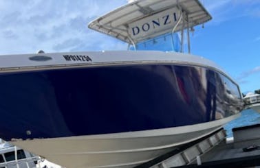 33' Donzi Private Island Tour in Nassau