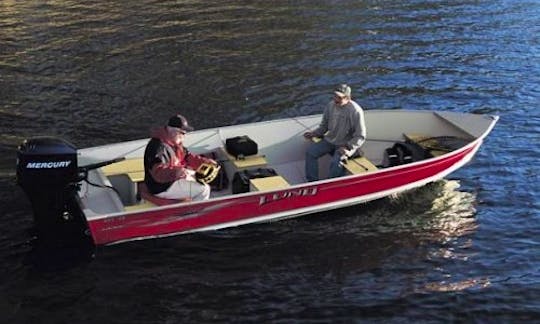 18' Lund Boat Rental in Canada