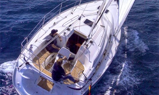Luxurious ''BAVARIA 30'' Cruising Monohull Charter in Spain