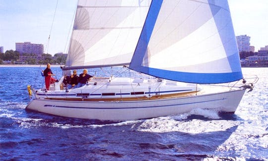 Luxurious ''BAVARIA 32'' Cruising Monohull Charter in Spain