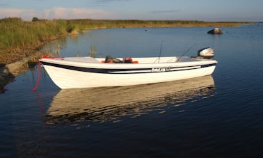 Pakri 450 Boat Rental in Läänemaa