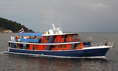 Motor Yacht Rental for Thailand and Myanmar