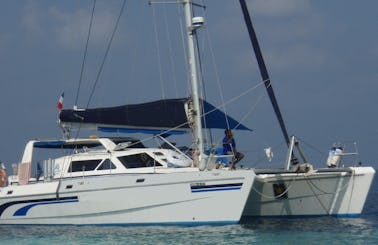 Charter Cruising Catamaran Knysna 440 in Uligan, Maldives