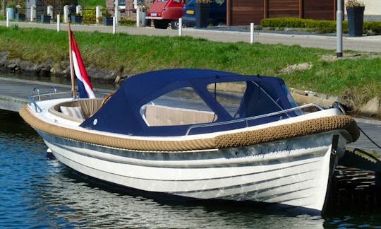 Charter this Gulden Vlies 680 at the Veerse Meer in Zeeland
