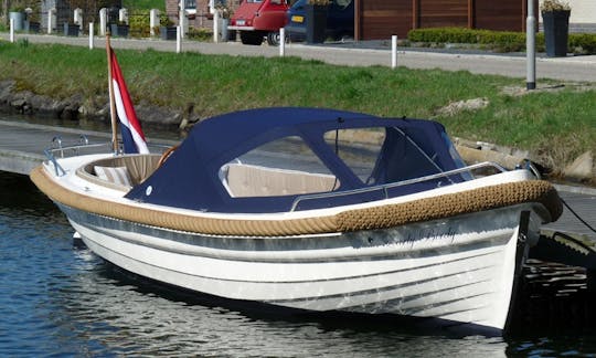 Charter this Gulden Vlies 680 at the Veerse Meer in Zeeland