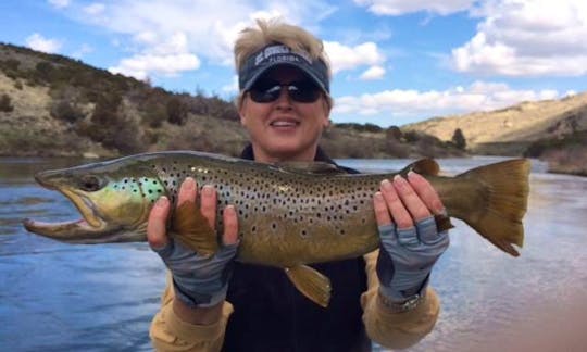 Experience Unforgettable Fishing in Casper, Wyoming on a Raw Boat