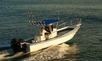 28' Center Console Fishing Boat in Punta Mita