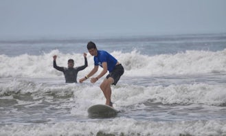 Surf Lesson In Sámara