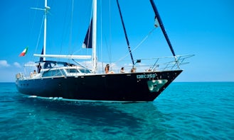 Charter 65' Sailing Yacht In Vibo Valentia