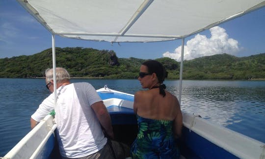 Island Tours in Coxen Hole, Honduras