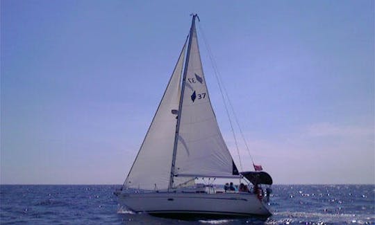 37' Velero Bavaria Cruising Monohull Charter in Badalona, Spain