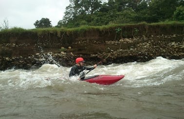 Kayaking In La Virgen