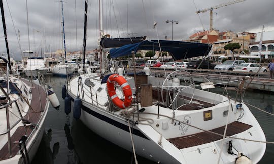 Beneteau 430 for rent in Roda de Bará, Spain