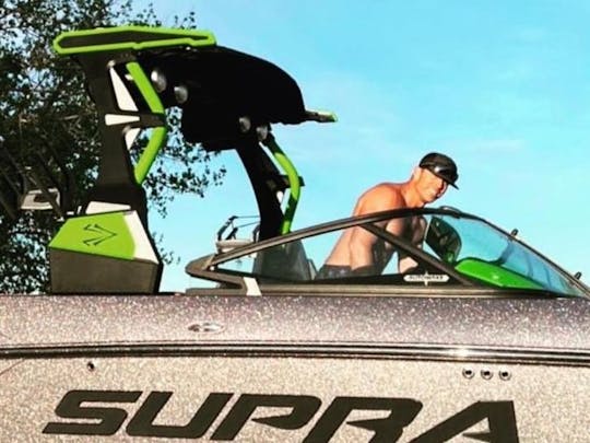 24' SUPRA. Wakesurf, Wakeboard **Luxury and FUN in Denver!!**