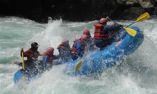 Viajes de rafting fluviales tradicionales y energéticos en Chile