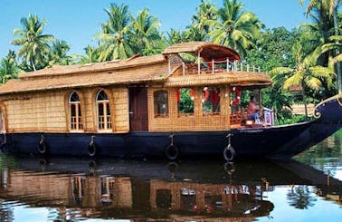 Book One Amazing Night aboard 2 Person Houseboat in Kerala, India