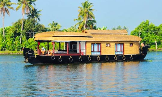 House boat 2 bedroom