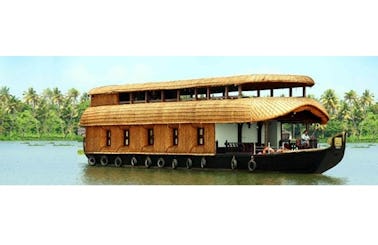 Four Bedroome Houseboat for Rent in Alappuzha