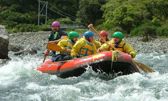 Rafting Adventure Trips in Otaki Gorge, New Zealand