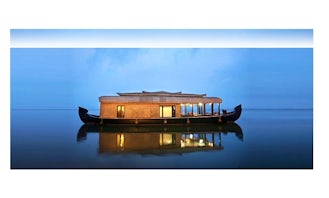 Take Your Honeymoon on a Houseboat in Alappuzha