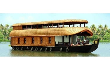 Stay on our Premium Three Bedroom Houseboat departing from Alappuzha
