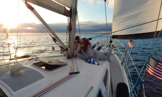 La Bella Vita Hunter Sloop Sailing Trips in Oceanside, California
