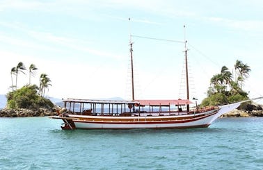 Best ways to explore Angra dos Reis, Brazil - Charter a Gulet!