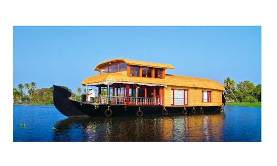 One Room Houseboat Charter in Alappuzha