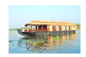 Houseboat Vacation Rental in Alappuzha