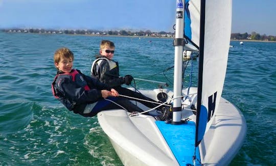 Learn To Sail in Christchurch, UK with an Experienced Instructors