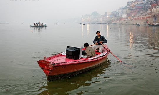 Excellent day out on the boat in Varanasi, India