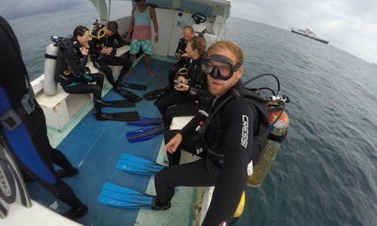 Scuba Diving and Snorkeling In Islas Galápagos