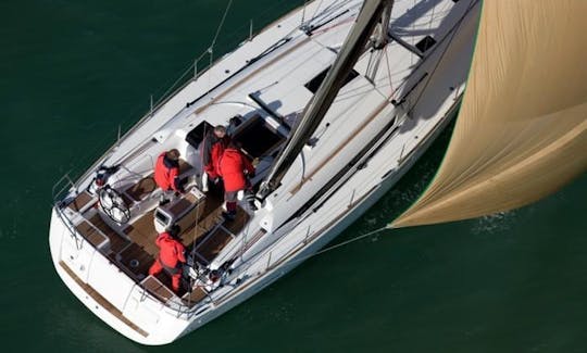 Charter 36ft ''Marinis-West Wind'' Cruising Sailboat in Klaipėda, Lithuania