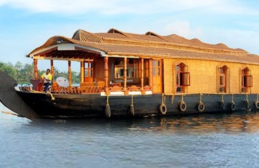 Two Bedroom Houseboat Rental in Kashmir, India