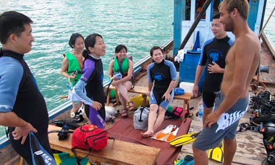 Boat Diving In Thailand