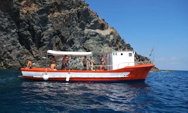 Passenger Boat Diving Charter in Pantelleria, Italy