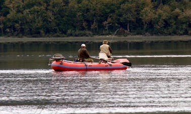 Experimente um passeio de pesca com mosca enquanto estiver em San Martin de los Andes