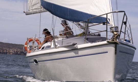 Sailing Sydney Harbour on Luxury Sailboat