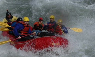 Viagens divertidas de rafting em Providencia, Chile