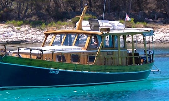 Special Bareboat Charter in Zadar, Croatia