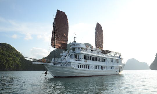 Super Deluxe Cruise in Vietnam (16 Cabins)