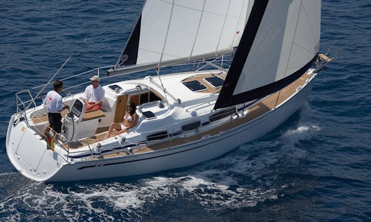 'Aristoteles' Bavaria 38 Cruiser Charter in Greece