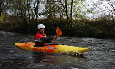 Single Kayak for Hire in River Leam