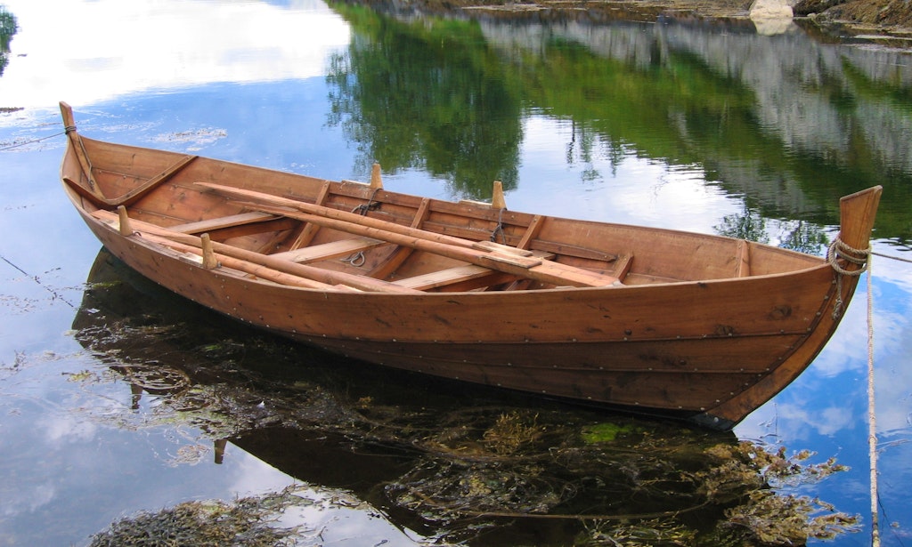 Wooden Rowing Skiff Boat for Hire in Christchurch GetMyBoat