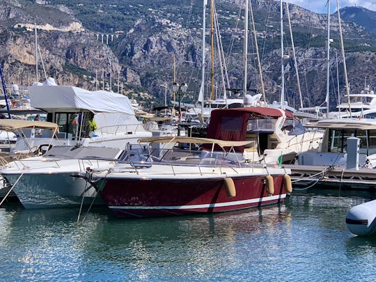 Luxury Asterie 315 built in Saint Tropez
