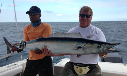 36' Pro-Line Fishing Boat In Punta Gorda, Belize