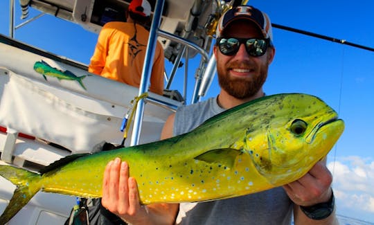 36' Pro-Line Fishing Boat In Punta Gorda, Belize