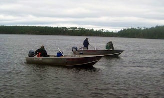 Deluxe Alumarine 30 Hp Fishing Boat Rental in Ontario, Canada