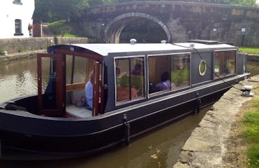 Canal Boat Cruises In Lathom